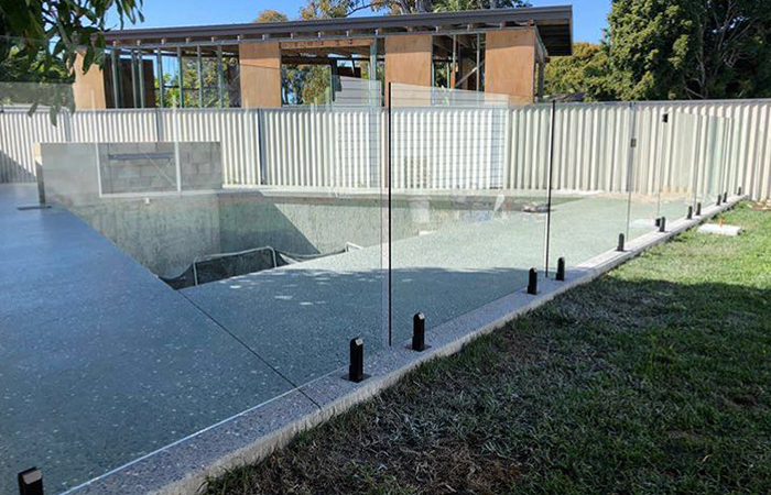 Glass Handrail Hardware